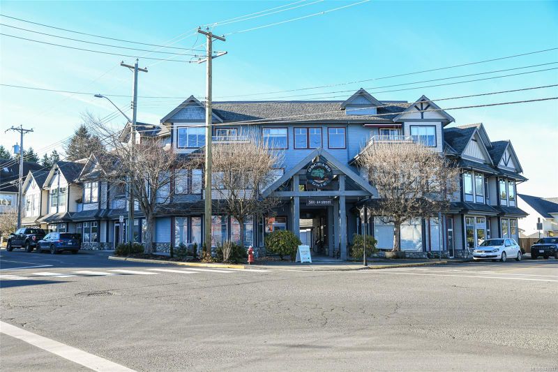 FEATURED LISTING: 203 - 501 4th St Courtenay