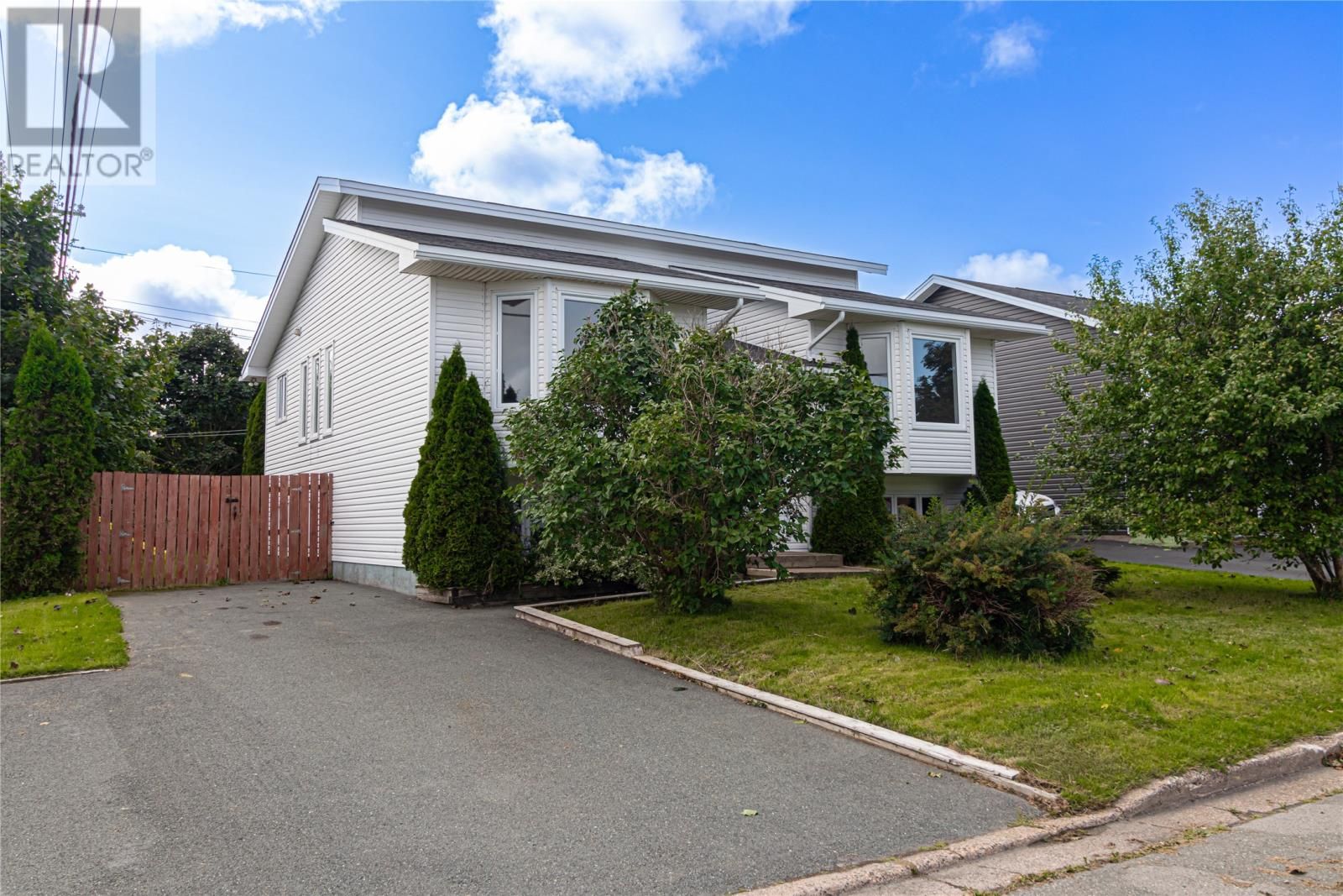4 Westminster Drive, Mount Pearl