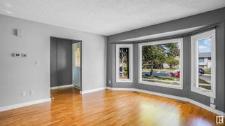 Photo 2: 10307 164 Avenue in Edmonton: Zone 27 House Half Duplex for sale : MLS®# E4313800