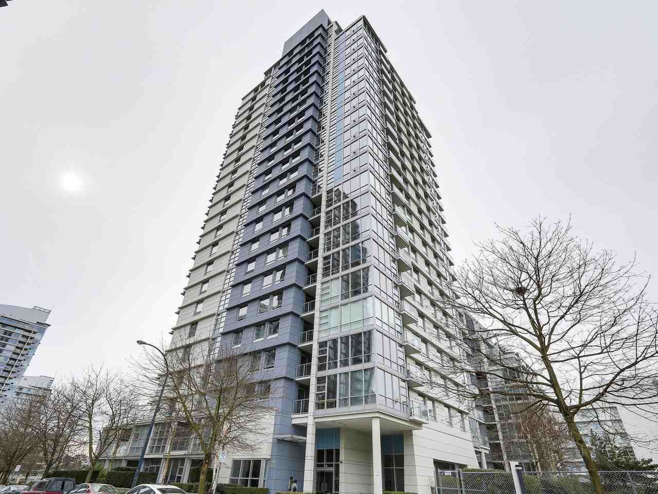 Main Photo: 1206 638 BEACH Crescent in Vancouver: Yaletown Condo for sale in "ICON I" (Vancouver West)  : MLS®# R2148228
