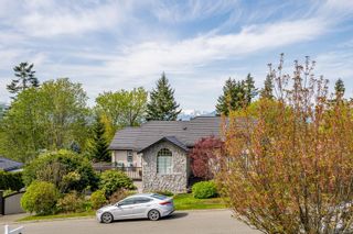 Photo 10: 576 Hobson Pl in Courtenay: CV Courtenay East House for sale (Comox Valley)  : MLS®# 930680