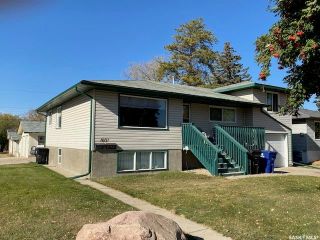 Photo 1: 1601 F Avenue North in Saskatoon: Mayfair Residential for sale : MLS®# SK925219