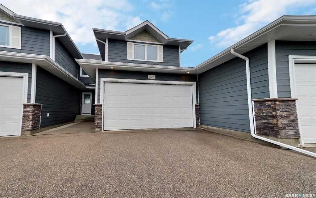 Main Photo: 622 1851 Pederson Drive in Prince Albert: Crescent Acres Residential for sale : MLS®# SK930052