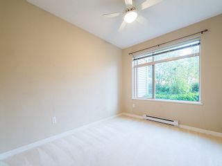 Photo 6: 102 9199 TOMICKI Avenue in Richmond: West Cambie Condo for sale in "MERIDIAN GATE" : MLS®# R2006928
