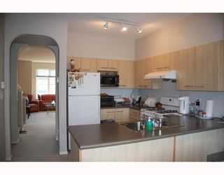 Photo 4: 36 7233 HEATHER Street in Richmond: McLennan North Townhouse for sale in "WELLINGTON COURT" : MLS®# V752865