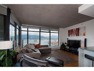 Photo 4: 3810 128 W CORDOVA Street in Vancouver: Downtown VW Condo for sale in "Woodwards W43" (Vancouver West)  : MLS®# V1076978