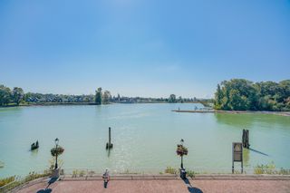 Photo 3: 409 6 RENAISSANCE Square in New Westminster: Quay Condo for sale in "The Rialto" : MLS®# R2614234