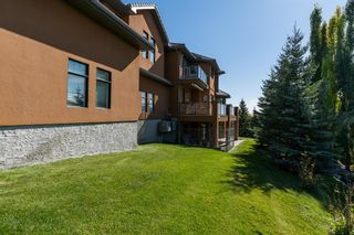 Photo 6: 246 Slopeview Drive SW in Calgary: Springbank Hill Detached for sale : MLS®# A1192597