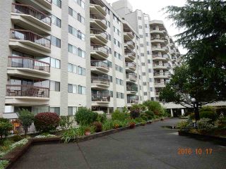 Photo 1: 816 31955 OLD YALE Road in Abbotsford: Abbotsford West Condo for sale in "Evergreen Village" : MLS®# R2117382