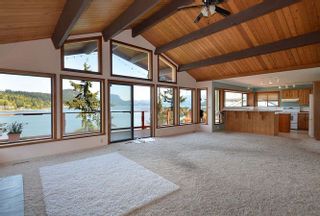 Photo 10: 392 SKYLINE Drive in Gibsons: Gibsons & Area House for sale (Sunshine Coast)  : MLS®# R2238412
