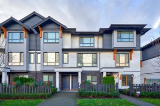 Photo 1: 10 19704 55A Avenue in Langley: Langley City Townhouse for sale in "ASCENT" : MLS®# R2832553
