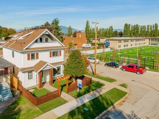 Photo 39: 977 KASLO Street in Vancouver: Renfrew VE 1/2 Duplex for sale (Vancouver East)  : MLS®# R2619440