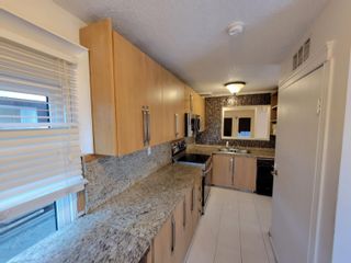 Photo 5: 962 CHERRYBROOK Place in Coquitlam: Meadow Brook House for sale : MLS®# R2881720