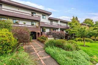 Photo 1: 307 2025 W 2ND Avenue in Vancouver: Kitsilano Condo for sale in "THE SEABREEZE" (Vancouver West)  : MLS®# R2620558