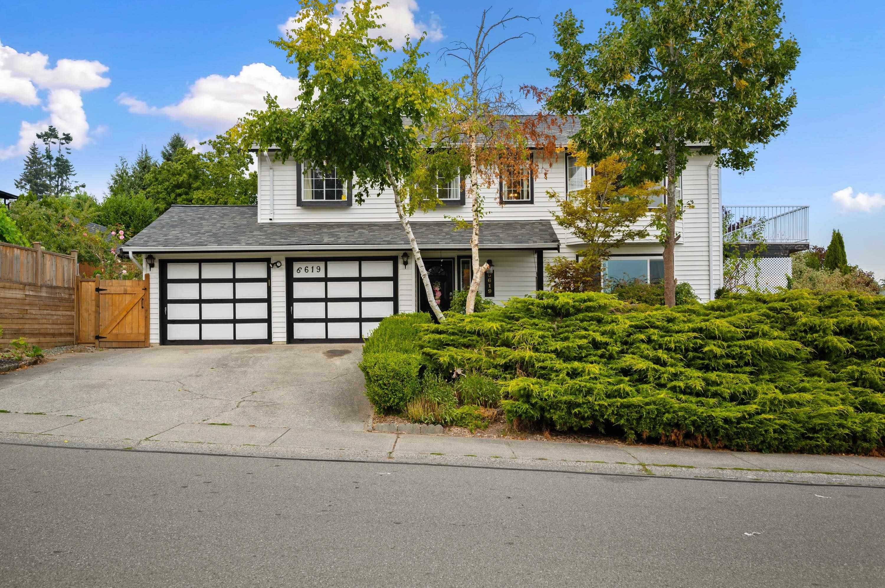 Main Photo: 6619 WILLOUGHBY Way in Langley: Willoughby Heights House for sale in "Willoughby Heights" : MLS®# R2810900