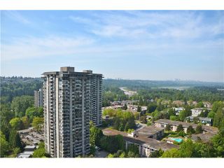 Photo 3: 2404 3755 BARTLETT Court in Burnaby: Sullivan Heights Condo for sale in "Timbelea/Oak" (Burnaby North)  : MLS®# V981075