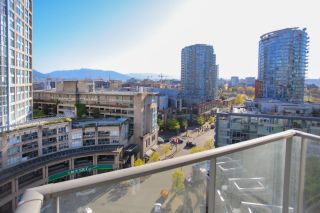 Photo 6: 1505 188 KEEFER Place in Vancouver: Downtown VW Condo for sale in "Espana" (Vancouver West)  : MLS®# R2875704