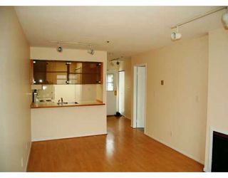 Photo 3: 704 W 7TH Ave in Vancouver: Fairview VW Condo for sale (Vancouver West)  : MLS®# V629465