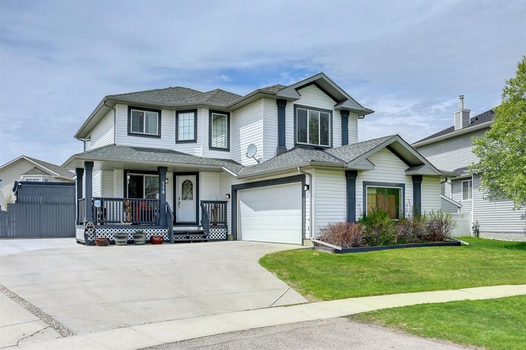 Main Photo: 218 Canoe Square SW: Airdrie Detached for sale : MLS®# A1211448