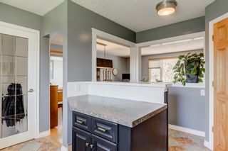 Photo 15: 5424 Ladbrooke Drive SW in Calgary: Lakeview Detached for sale : MLS®# A1173500