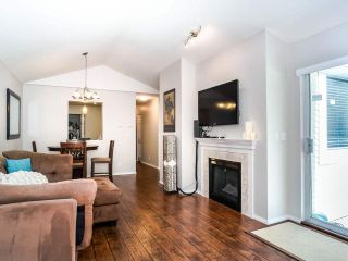 Photo 3: 311 6860 RUMBLE Street in Burnaby: South Slope Condo for sale in "Governor's Walk" (Burnaby South)  : MLS®# R2491188