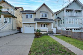 Photo 1: 1746 KITCHENER Street in Vancouver: Grandview Woodland House for sale (Vancouver East)  : MLS®# R2895605