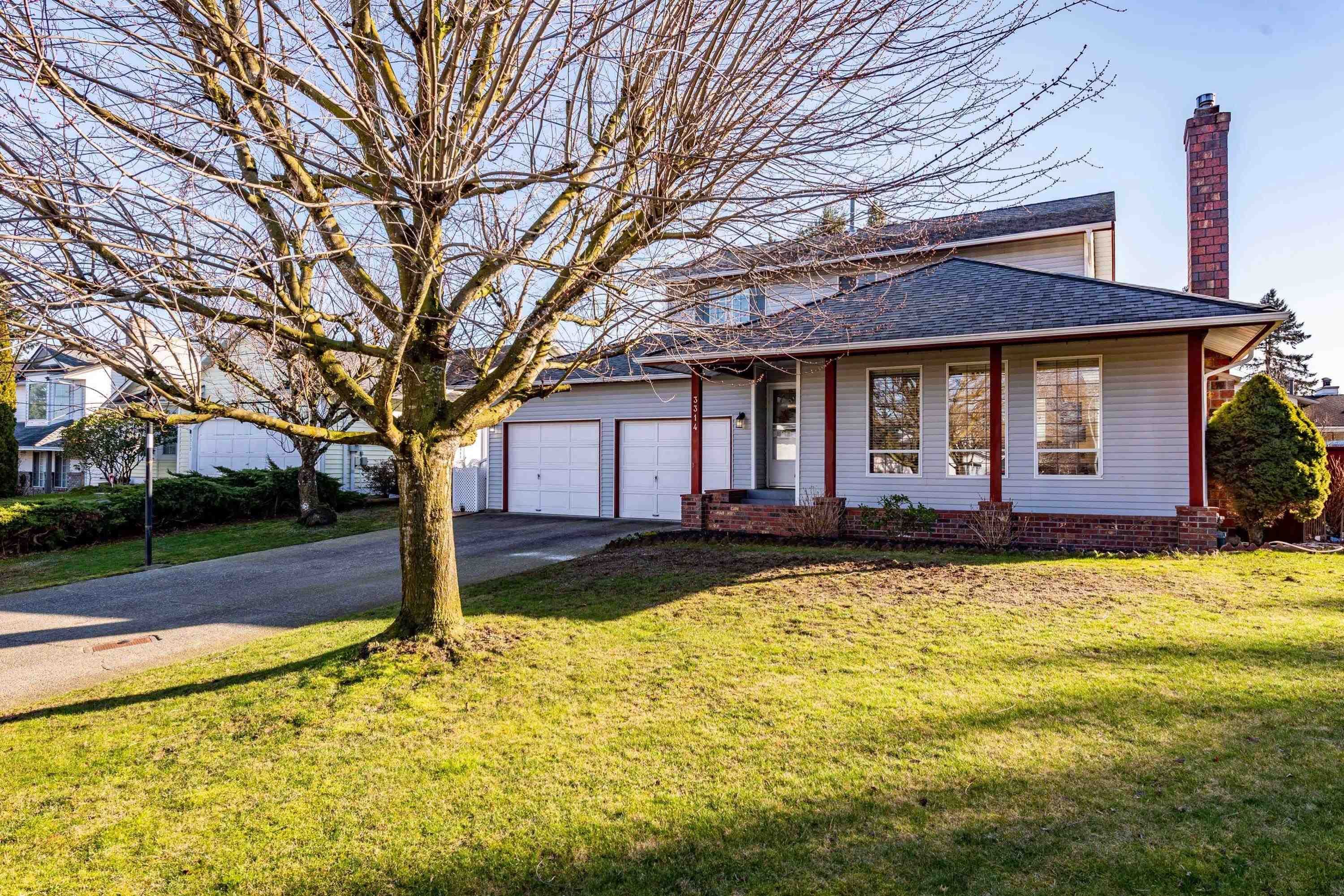 Main Photo: 3314 HEDLEY Street in Abbotsford: Abbotsford West House for sale in "Fairfield Estates" : MLS®# R2656127