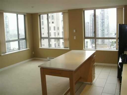 Photo 4: Photos: 1225 RICHARDS Street in Vancouver: Downtown VW Condo for sale in "EDEN" (Vancouver West)  : MLS®# V593609