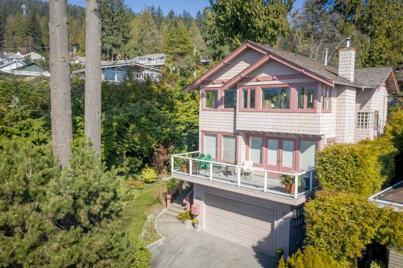 FEATURED LISTING: 4090 ST. PAULS Avenue North Vancouver