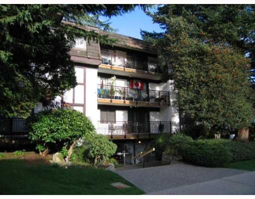 Main Photo: 206 425 ASH Street in New Westminster: Uptown NW Condo for sale : MLS®# V812211