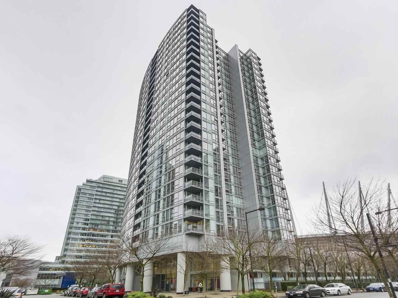 Main Photo: 1608 668 CITADEL PARADE in Vancouver: Downtown VW Condo for sale (Vancouver West)  : MLS®# R2327294