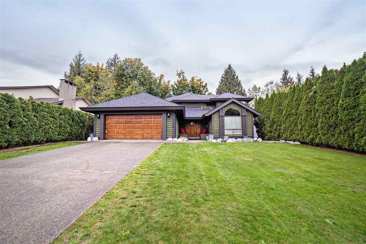 Main Photo: 32965 WHIDDEN Avenue in Mission: Mission BC House for sale : MLS®# R2215658
