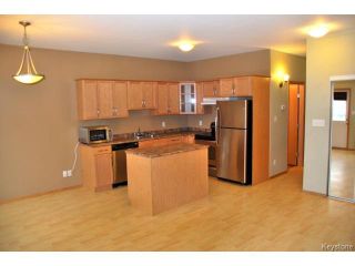 Photo 3: 393 Edison Avenue in WINNIPEG: North Kildonan Condominium for sale (North East Winnipeg)  : MLS®# 1325739