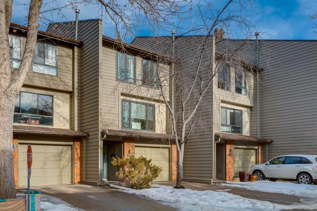 Main Photo: 13 Point Mckay Court NW in Calgary: Point McKay Row/Townhouse for sale : MLS®# A2104463