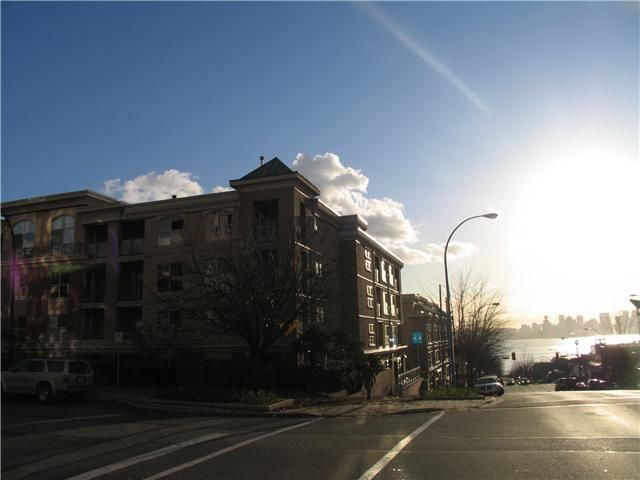 Main Photo: # 228 332 LONSDALE AV in North Vancouver: Lower Lonsdale Condo for sale in "Calypso" : MLS®# V860159