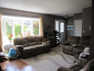 Photo 2: 12047 227TH Street in Maple Ridge: East Central House for sale : MLS®# V1004784