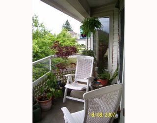 Photo 9: 215 5875 IMPERIAL Street in Burnaby: Upper Deer Lake Condo for sale in "IMPERIAL MANOR" (Burnaby South)  : MLS®# V743756