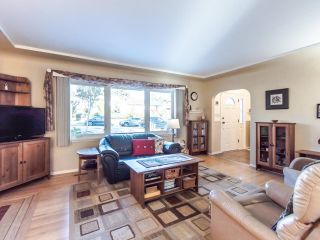 Photo 7: 6516 PORTLAND Street in Burnaby: South Slope House for sale (Burnaby South)  : MLS®# R2746491