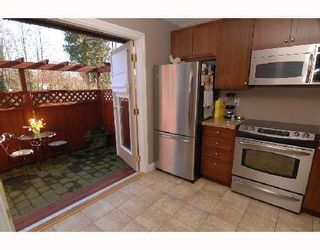 Photo 2: 1785 RUFUS Drive in North_Vancouver: Westlynn 1/2 Duplex for sale (North Vancouver)  : MLS®# V690998