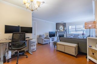 Main Photo: PH8 2405 KAMLOOPS Street in Vancouver: Renfrew VE Condo for sale in "8th Ave Garden Apartments" (Vancouver East)  : MLS®# R2893940