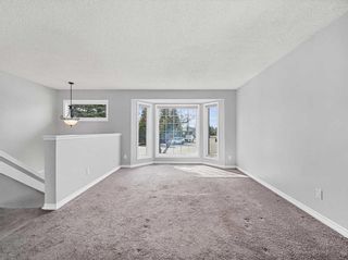 Photo 7: 100 Shawbrooke Circle SW in Calgary: Shawnessy Detached for sale : MLS®# A2130017