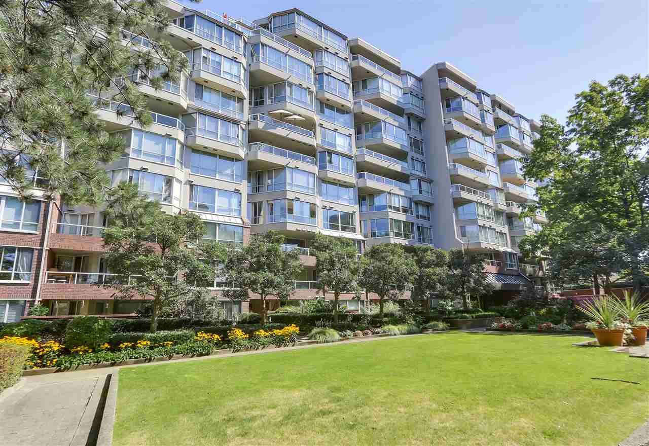 Main Photo: 405 518 MOBERLY Road in Vancouver: False Creek Condo for sale in "NEWPORT QUAY" (Vancouver West)  : MLS®# R2305828