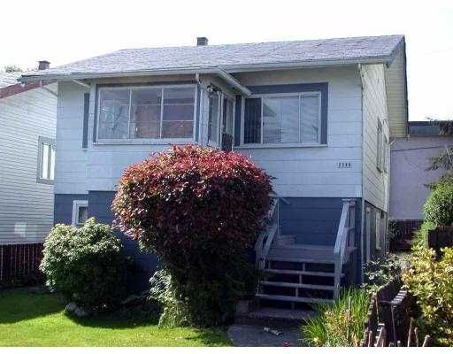 Main Photo: 2248 E 25TH AV in Vancouver: Victoria VE House for sale (Vancouver East)  : MLS®# V548556