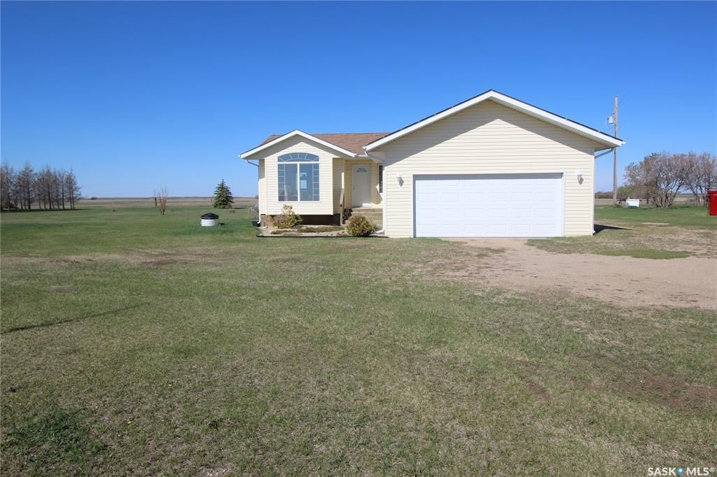 Main Photo: Hesterman Acreage in Dundurn: Residential for sale (Dundurn Rm No. 314)  : MLS®# SK904843