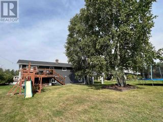 Photo 2: 342 REDDEN ROAD in Quesnel: House for sale : MLS®# R2807298
