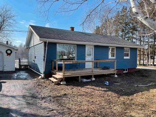 Photo 1: 65 Harris Road in Haliburton: 108-Rural Pictou County Residential for sale (Northern Region)  : MLS®# 202204073