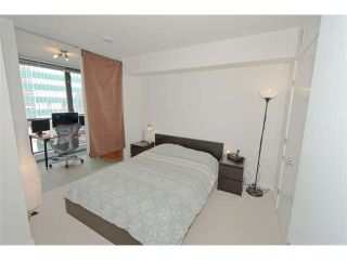 Photo 4: 816 788 RICHARDS Street in Vancouver: Downtown VW Condo for sale in "L'Hermitage" (Vancouver West)  : MLS®# V1019644