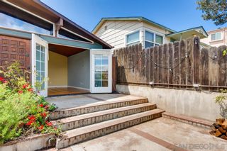 Photo 3: OCEAN BEACH House for sale : 3 bedrooms : 4261 Montalvo in San Diego
