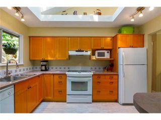 Photo 3: 6447 NELSON Avenue in West Vancouver: Horseshoe Bay WV House for sale : MLS®# V1075760