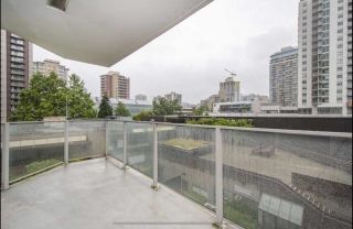 Photo 16: 502 158 W 13TH Street in North Vancouver: Central Lonsdale Condo for sale in "VISTA PLACE" : MLS®# R2810101